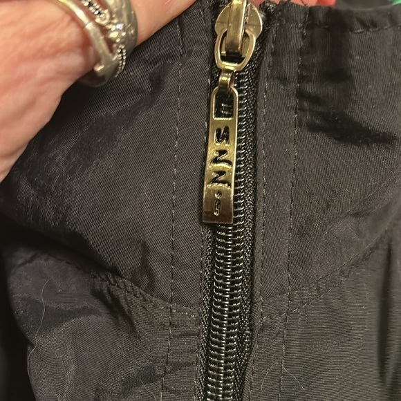 Nylon Wind Breaker - Picture 8 of 13